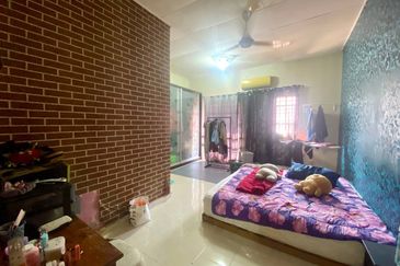 Seksyen 6 @ Bandar Bukit Mahkota