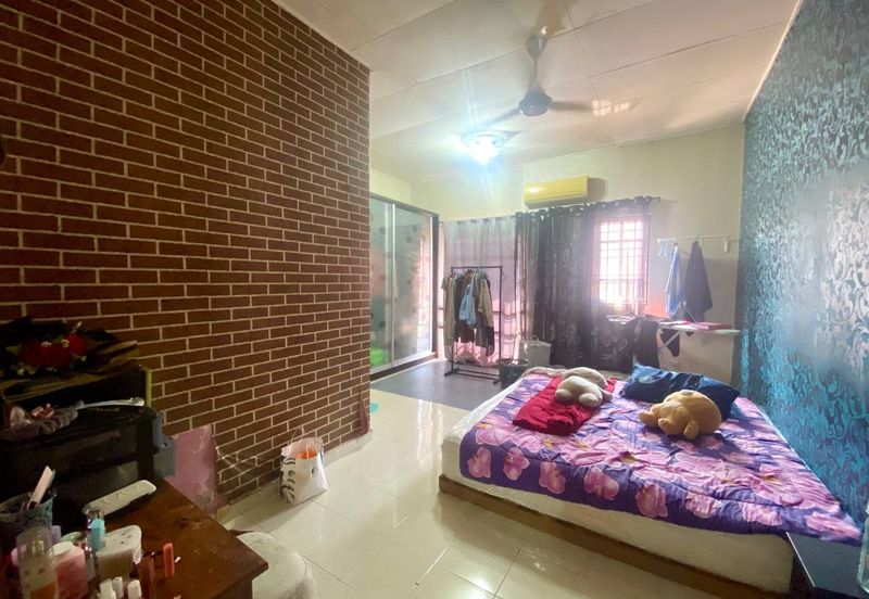 Seksyen 6 @ Bandar Bukit Mahkota