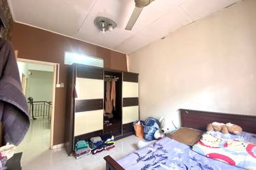 Seksyen 6 @ Bandar Bukit Mahkota