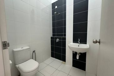 Cradleton @ Eco Majestic