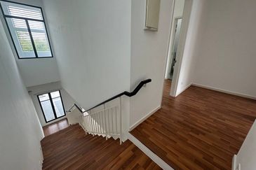 Cradleton @ Eco Majestic