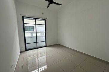 Cradleton @ Eco Majestic