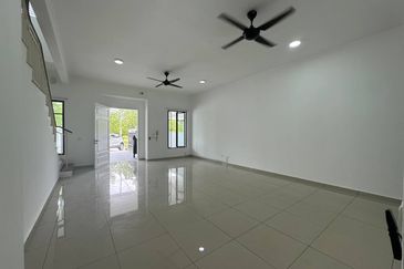 Cradleton @ Eco Majestic