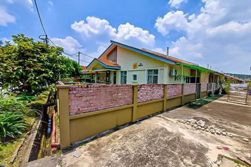 Jalan SP 9 @ Bandar Saujana Putra