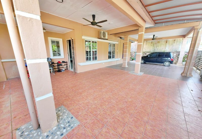 Seksyen 6 @ Bandar Bukit Mahkota