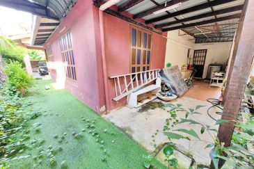 Seksyen 6 @ Bandar Bukit Mahkota