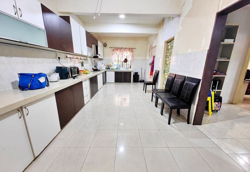 Seksyen 6 @ Bandar Bukit Mahkota