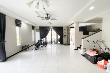 Cahaya SPK, Seksyen U9