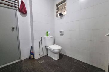 NILAI IMPIAN (LAMAN ORKID)