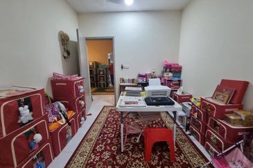 NILAI IMPIAN (LAMAN ORKID)