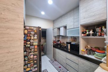 NILAI IMPIAN (LAMAN ORKID)