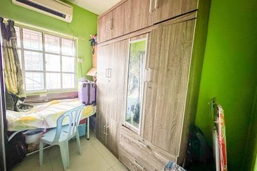 Taman Tasik Semenyih (Lake Residence)