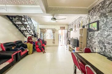 Taman Tasik Semenyih (Lake Residence)