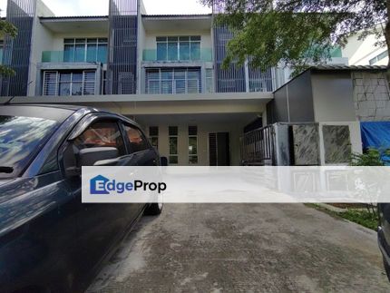 [TERMURAH & RENOVATED] 3 STOREY TERRACE, BANGI AVENUE, Selangor, Bangi