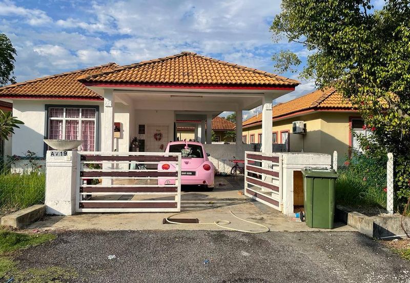 TAMAN ANGSI VILLE @ TUANKU JAAFAR