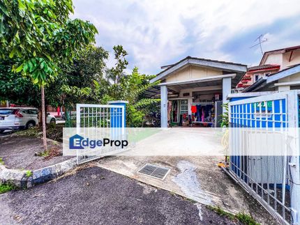 CORNER LOT 1.5sty Terrace, Jalan Suakasih, Bandar Tun Hussein Onn, Selangor, Cheras