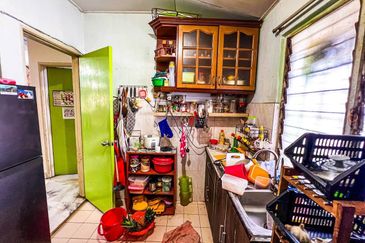 Jalan Suakasih @ Tun Hussein Onn