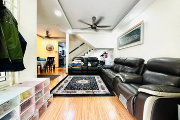 Taman Seroja, Bandar Baru Salak Tinggi