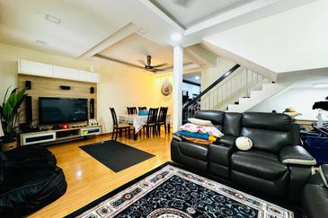 Taman Seroja, Bandar Baru Salak Tinggi