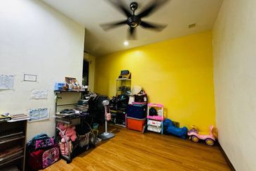 Taman Seroja, Bandar Baru Salak Tinggi