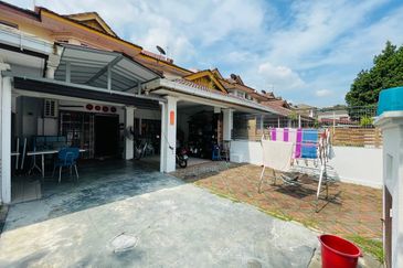 Seksyen 8, Kota Damansara