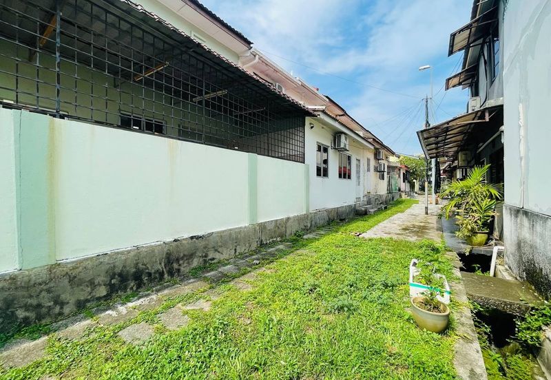 Seksyen 8, Kota Damansara