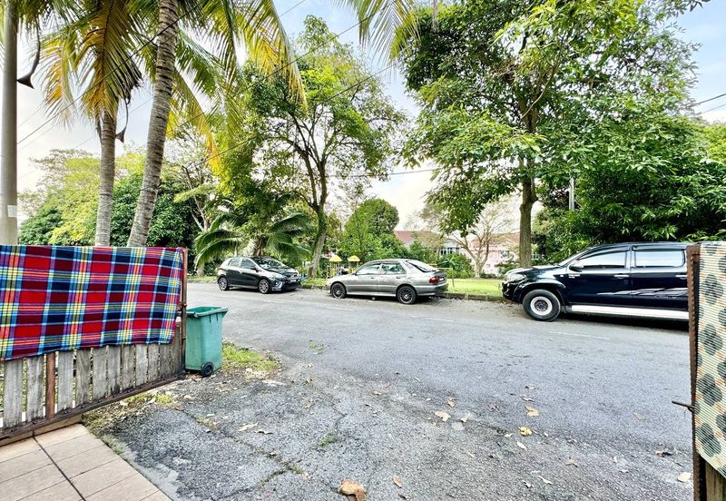 Taman Seroja, Bandar Baru Salak Tinggi