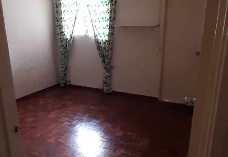 Seksyen 6 @ Bandar Bukit Mahkota