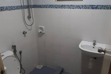 Seksyen 6 @ Bandar Bukit Mahkota