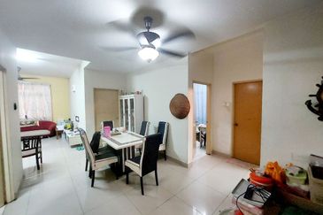 Jalan Teluk Panglima Garang 28/1