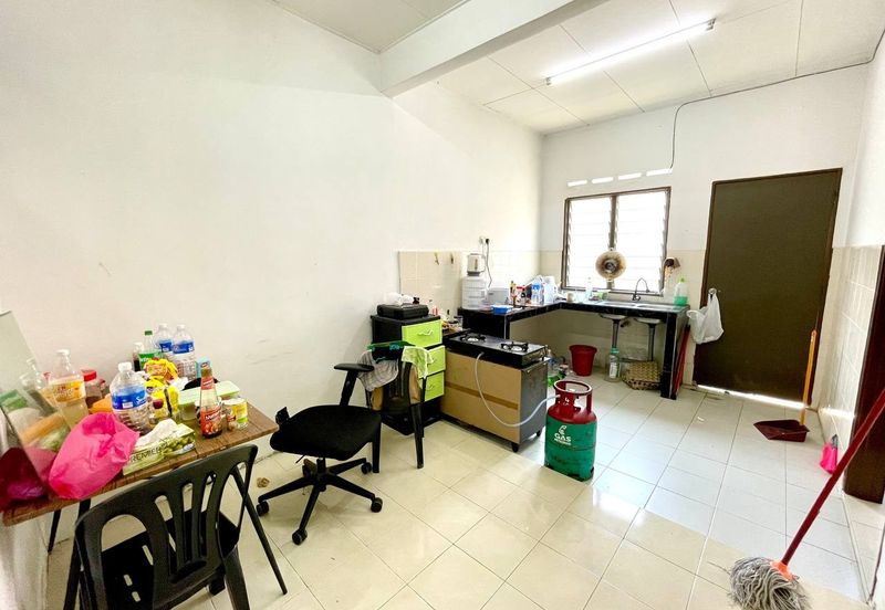 Taman Langat Utama 3 @ Jalan Halia 6