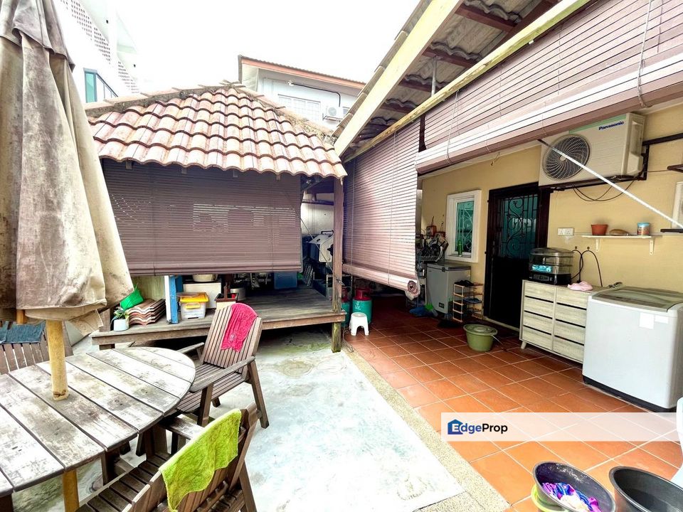 [RENOVATED & FULLY FURNISHED] 2 STY SEMI DETACHED HOUSE, TAMAN PRIMA SAUJANA, Selangor, Kajang