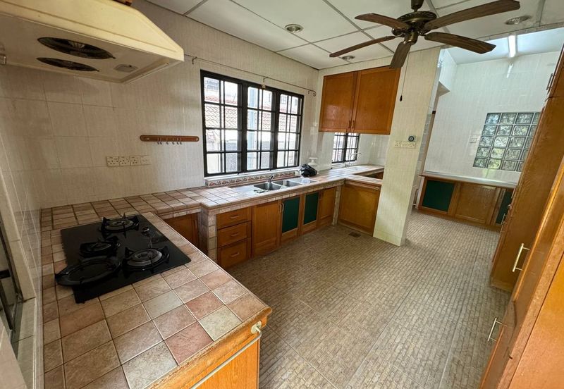 [RENOVATED | NON-BUMILOT] 2 STY CORNER LOT, BANDAR SUNGAI LOMG