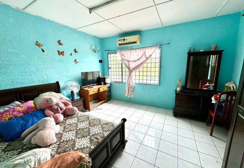 Jalan Pangsapuri Putra 10 