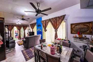 Bandar Tun Hussein Onn