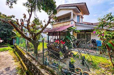 Bandar Tun Hussein Onn