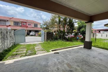 Jalan SP 4 @ Bandar Saujana Putra