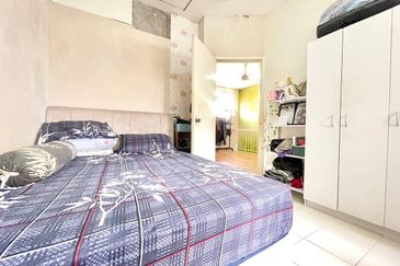 Seksyen 32, Shah Alam