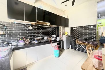 Seksyen 32, Shah Alam