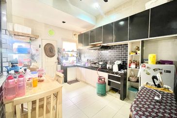 Seksyen 32, Shah Alam