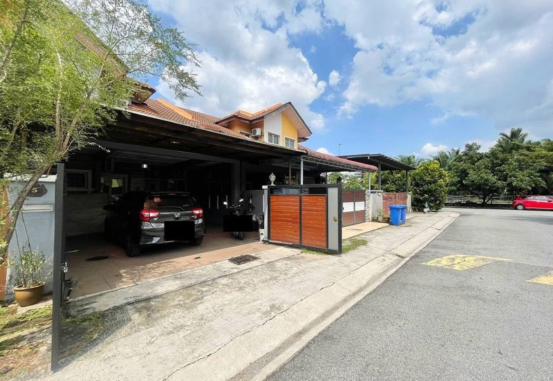 Seksyen 32, Shah Alam