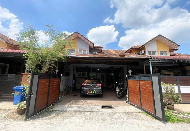 Seksyen 32, Shah Alam