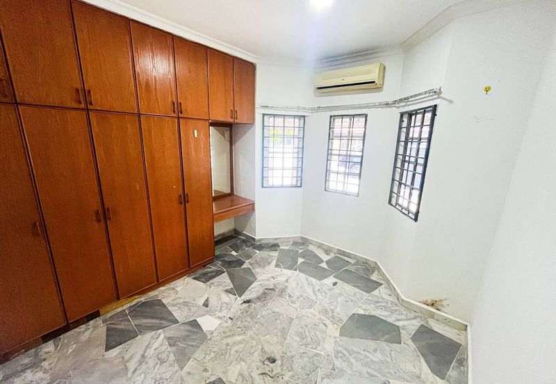 Suadamai, Bandar Tun Hussein Onn