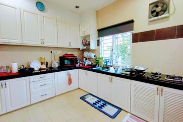 Cahaya SPK, Seksyen U9