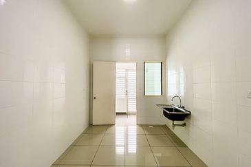 Cradleton @ Eco Majestic