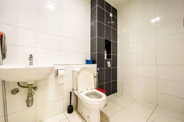 Cradleton @ Eco Majestic