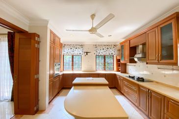 Impian Golf & Country Club