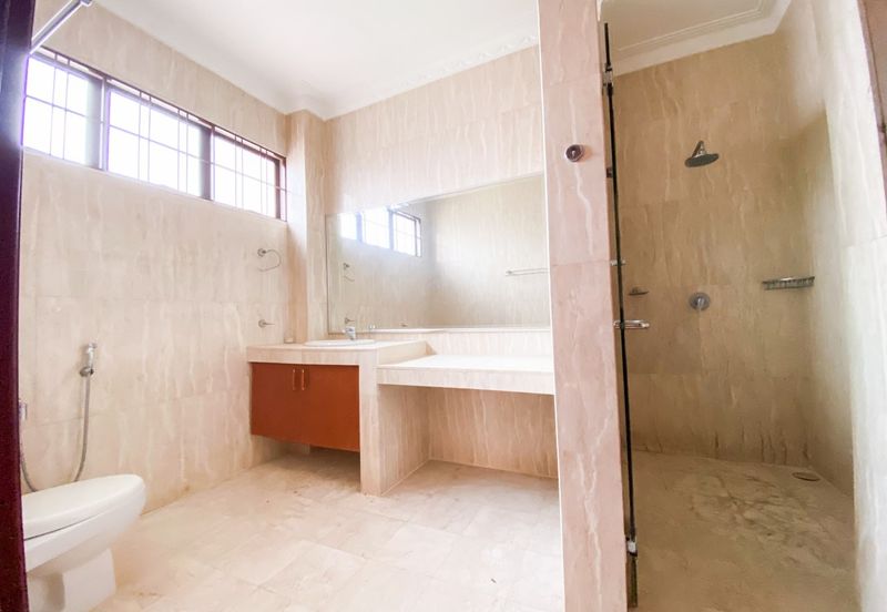 Impian Golf & Country Club