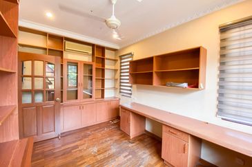 Impian Golf & Country Club