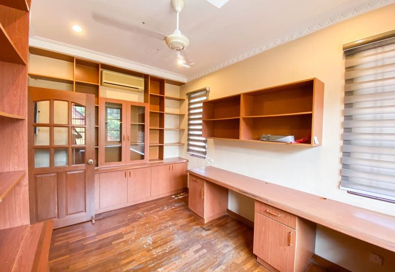 Impian Golf & Country Club